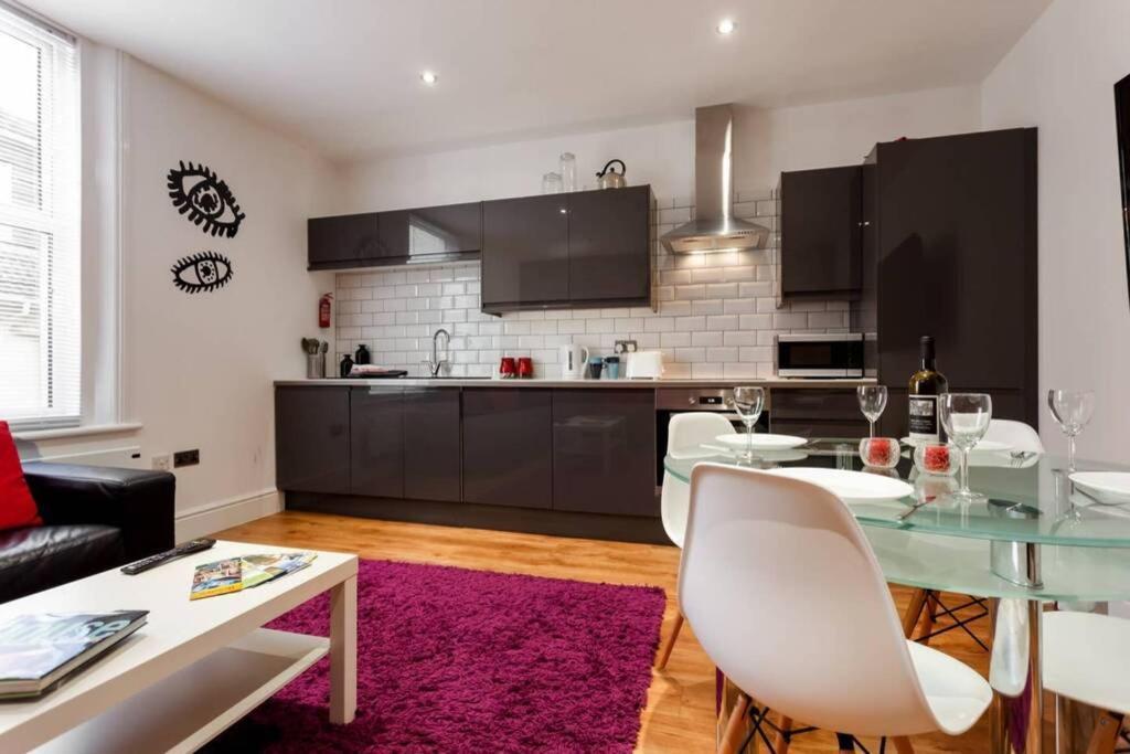 Stylish 2 Bed 2 Bath *Close To Beach And Centre With Parking* Bournemouth Exterior photo