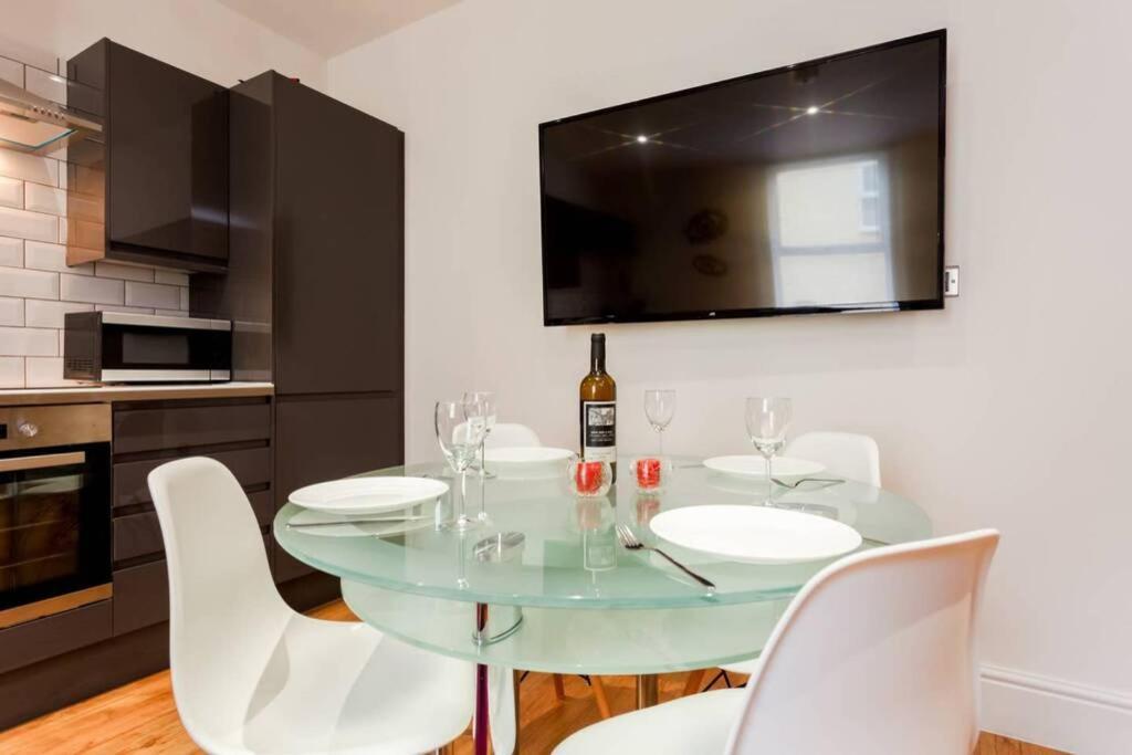 Stylish 2 Bed 2 Bath *Close To Beach And Centre With Parking* Bournemouth Exterior photo